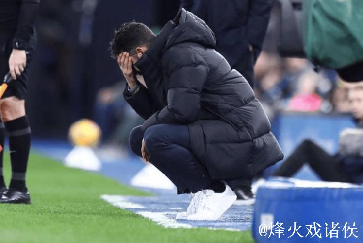 曼联再战苦主遭遇连败,主场两次0-3,阿莫林战术成谜 曼联再战苦主遭遇连败,主场两次0-3,阿莫林战术成谜