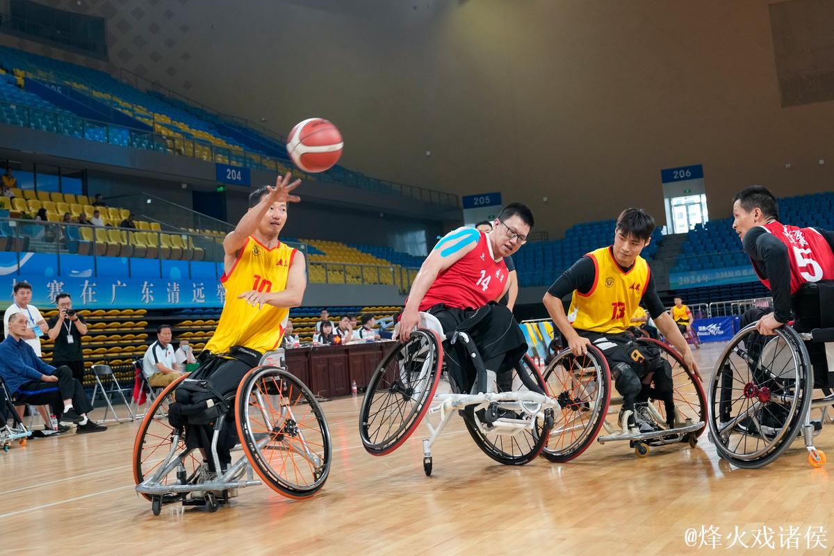 轮椅篮球男子组金牌战:广东一团力克北京勇夺桂冠 轮椅篮球男子组金牌战:广东一团力克北京勇夺桂冠